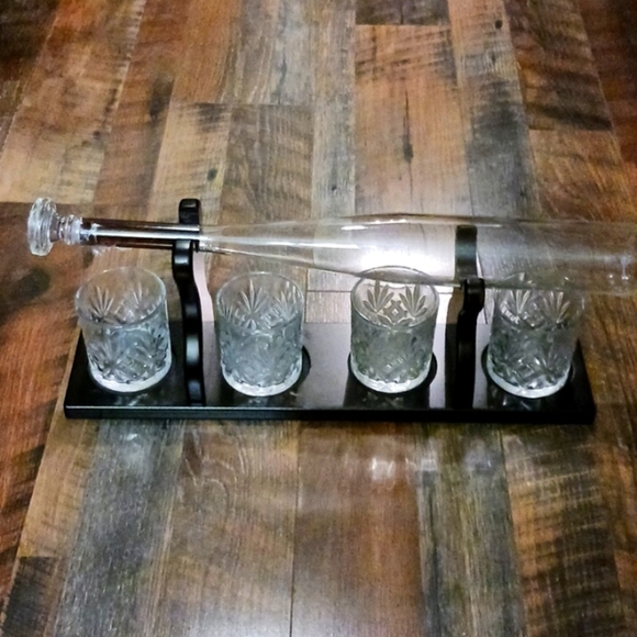 ECOGROWTH Baseball Bat Whiskey Decanter and 4 Whiskey Glasses - Picture 2 of 4